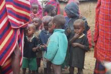 Geschenke für die kleinen Masai